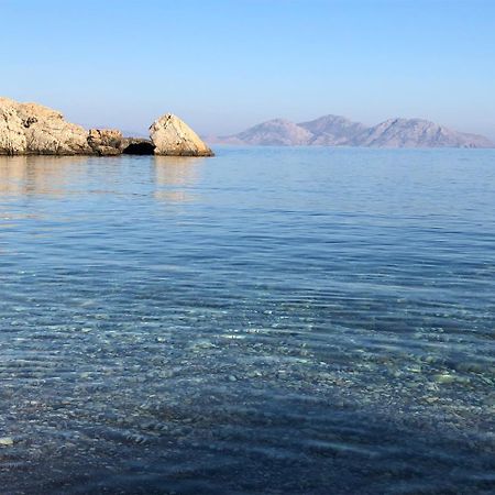 Ξενοδοχείο Γεώργιος Ξενοδοχείο Ágios Kírykos Εξωτερικό φωτογραφία