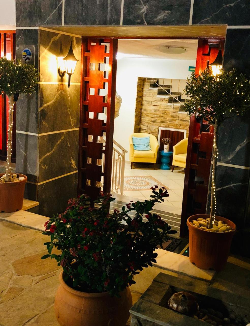 Ξενοδοχείο Γεώργιος Ξενοδοχείο Ágios Kírykos Εξωτερικό φωτογραφία