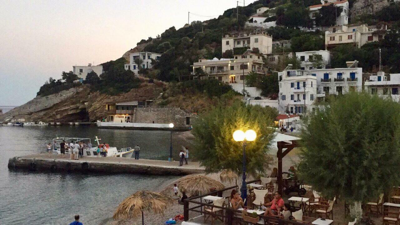 Ξενοδοχείο Γεώργιος Ξενοδοχείο Ágios Kírykos Εξωτερικό φωτογραφία